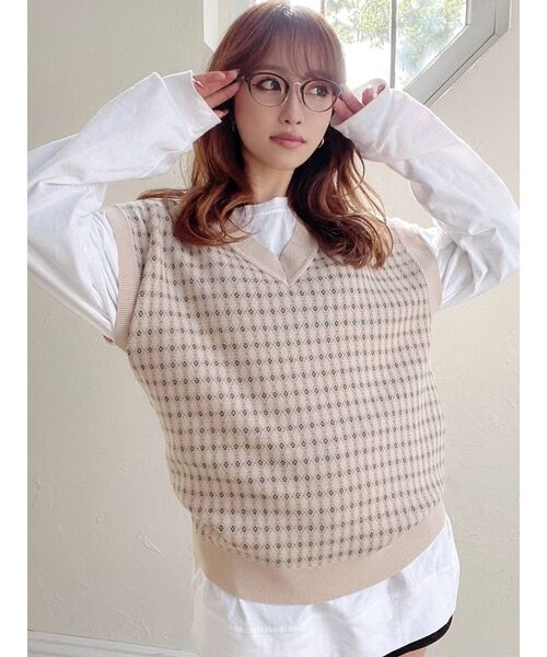 RESEXXY(リゼクシー)の「ルーズニットベスト(ベスト・レディース・ブラック/アイボリー/ベージュ・FREE)」の8枚目の写真