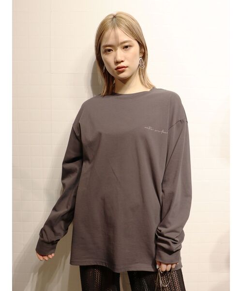 MURUA(ムルーア)の「【MURUA/arai midori】ロングスリーブTee(Tシャツ/カットソー・レディース・アイボリー/ダークグレー・FREE)」の7枚目の写真