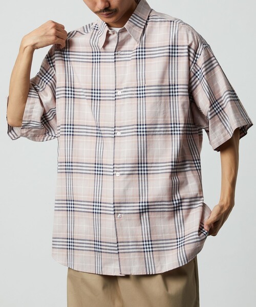 FREAK'S STORE（フリークスストア）の「WEB限定 Relax Fit リラックスフィット ショートスリーブ レギュラーカラーチェックシャツ/オンブレチェック（シャツ/ブラウス・メンズ・ブルー系1/ネイビー/ブルー系2/ピンク/ブラック・LARGE/SMALL/MEDIUM）」の18枚目の写真