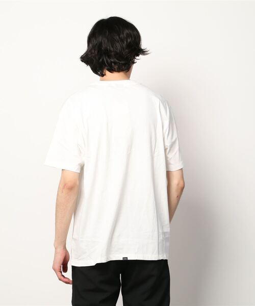 JACK & MARIE(ジャックアンドマリー)の「THRILLS ミニマル・スリルズ・マーチ・フィット・ティー TA22-106AT(Tシャツ/カットソー・メンズ・オフホワイト・XL/L)」の3枚目の写真