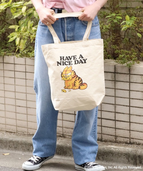 ROOPTOKYO（ループトウキョウ）の「ROOPTOKYO限定:GARFIELD/ガーフィールド トートバッグ キャラクター（トートバッグ・メンズ・ベージュ系/ベージュ系1/ベージュ系2・FREE）」の14枚目の写真