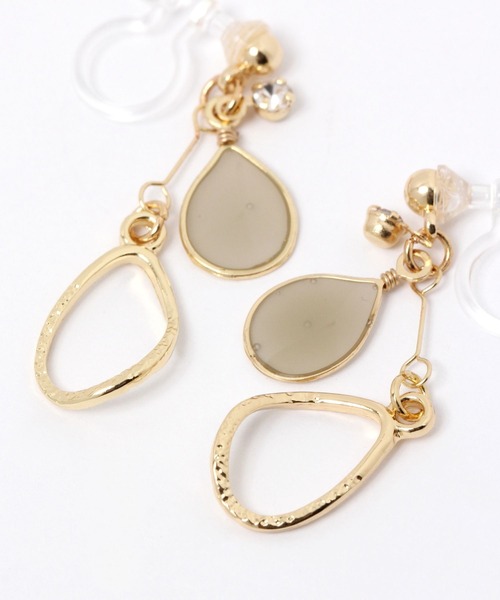 LAKOLE(ラコレ)の「エポメタルコンビノンホールピアス / 266329(イヤリング・レディース・ベージュ/グレー・FREE)」の6枚目の写真