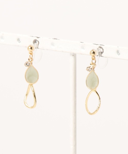 LAKOLE(ラコレ)の「エポメタルコンビノンホールピアス / 266329(イヤリング・レディース・ベージュ/グレー・FREE)」の3枚目の写真