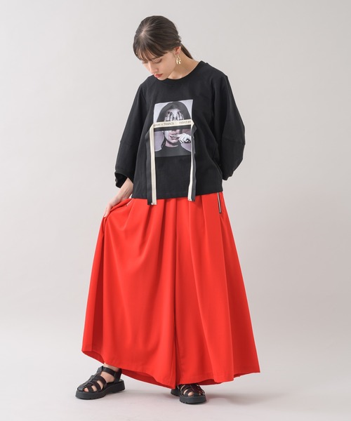 TRANOI（トラノイ）の「TRANOI. スーパーワイドパンツ（その他パンツ・レディース・ブラック/レッド・FREE）」の15枚目の写真