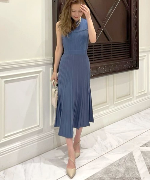 ROYAL PARTY（ロイヤルパーティー）の「シアー切替ノースリーブ