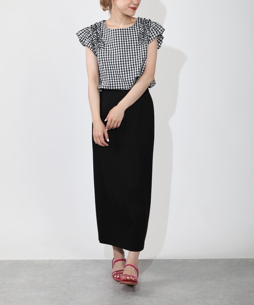 BE NEAT（ビーニート）の「フロントショルダーギャザーフリルブラウス（シャツ/ブラウス・レディース・ブラック/ネイビー・M）」の18枚目の写真