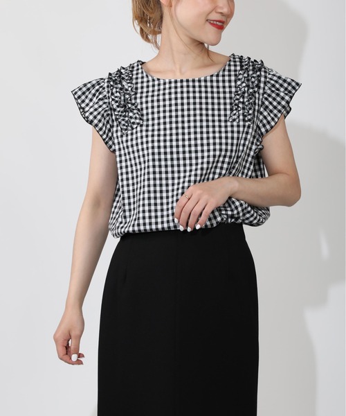 BE NEAT（ビーニート）の「フロントショルダーギャザーフリルブラウス（シャツ/ブラウス・レディース・ブラック/ネイビー・M）」の12枚目の写真