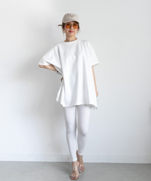 PICHI(ピイチ)の「オーバーサイズドルマンTee(Tシャツ/カットソー・レディース・ホワイト/ブラック/ブルー/オートミール・FREE)」の18枚目の写真