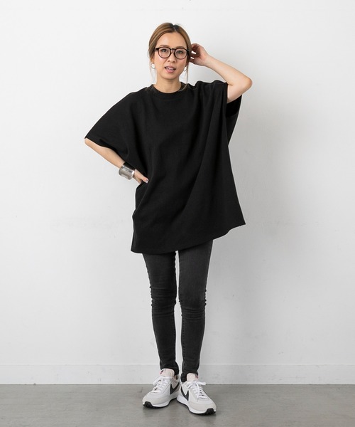 PICHI(ピイチ)の「オーバーサイズドルマンTee(Tシャツ/カットソー・レディース・ホワイト/ブラック/ブルー/オートミール・FREE)」の19枚目の写真
