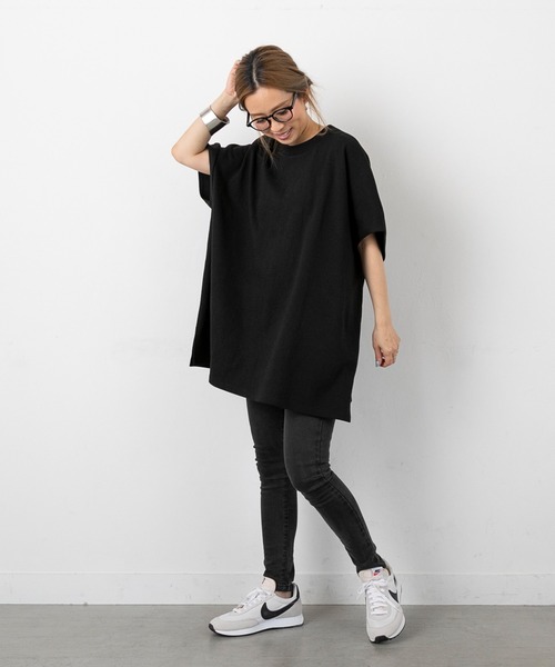 PICHI(ピイチ)の「オーバーサイズドルマンTee(Tシャツ/カットソー・レディース・ホワイト/ブラック/ブルー/オートミール・FREE)」の14枚目の写真