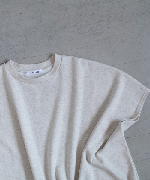 PICHI(ピイチ)の「オーバーサイズドルマンTee(Tシャツ/カットソー・レディース・ホワイト/ブラック/ブルー/オートミール・FREE)」の10枚目の写真
