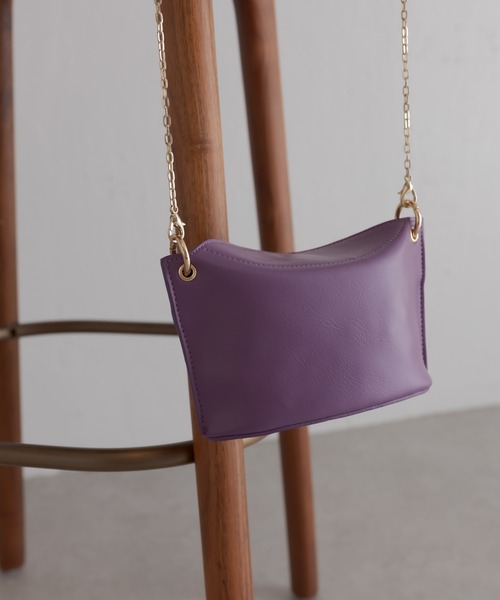 PAPILLONNER（パピヨネ）の「オケージョンからデイリーまで/アクセサリー、ベルトにも変化/チャーム付チェーン3WAYバッグ/PAPILLONNER/パピヨネ/（ショルダーバッグ・レディース・ブラック/パープル/レモンイエロー/バイオレット/アイボリー・FREE）」の15枚目の写真