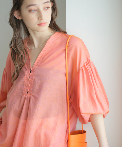 B.C STOCK（ベーセーストック）の「ショートスリーブ フロントボタンシャンブレーブラウス（シャツ/ブラウス・レディース・ブラック/ホワイト/グリーン/ピンク・FREE）」の5枚目の写真