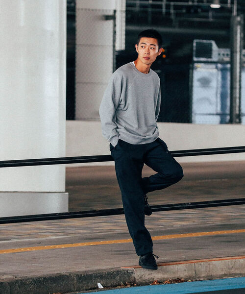 BEAMS（ビームス）の「BEAMS / ラグラン ワイド クルーネックスウェット（スウェット・メンズ・レッド/ブルー/グレー系その他・S/M/L/XL）」の4枚目の写真