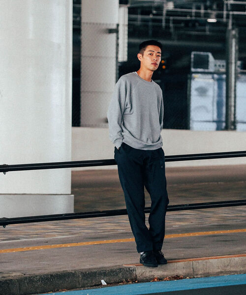 BEAMS（ビームス）の「BEAMS / ラグラン ワイド クルーネックスウェット（スウェット・メンズ・レッド/ブルー/グレー系その他・S/M/L/XL）」の5枚目の写真