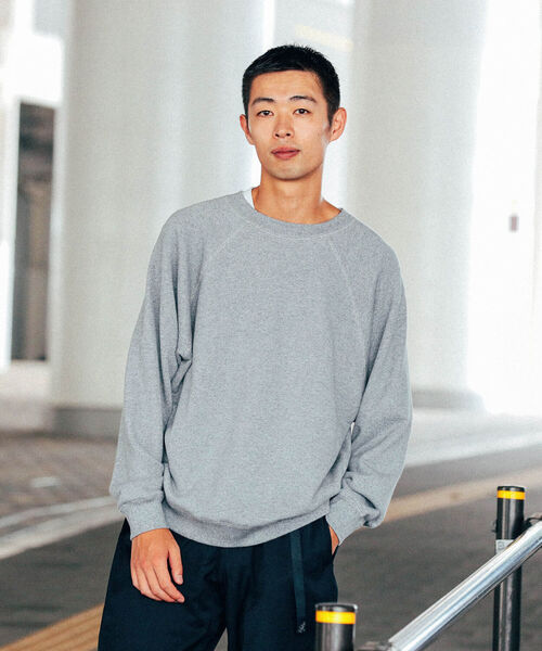 BEAMS（ビームス）の「BEAMS / ラグラン ワイド クルーネックスウェット（スウェット・メンズ・レッド/ブルー/グレー系その他・S/M/L/XL）」の8枚目の写真