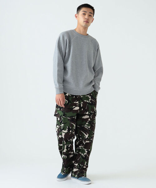 BEAMS（ビームス）の「BEAMS / ラグラン ワイド クルーネックスウェット（スウェット・メンズ・レッド/ブルー/グレー系その他・S/M/L/XL）」の13枚目の写真