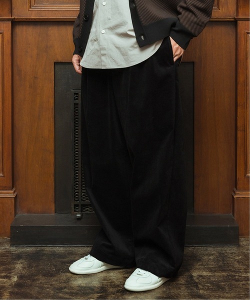 EDIFICE LA BOUCLE（エディフィスラブークル）の「【LA BOUCLE / ラブークル】2タック HUGEASY コーデュロイ イージーパンツ（その他パンツ・メンズ・ブラック/ブラウン/グリーン/ブルー/オレンジ・2/1）」の6枚目の写真