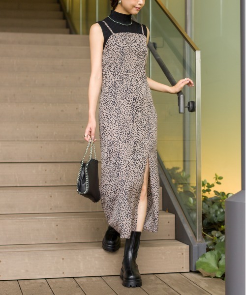 SpRay(スプレイ)の「バックリボンキャミワンピース(ワンピース・レディース・ブラック/ブラック系その他/ベージュ系その他・FREE)」の20枚目の写真