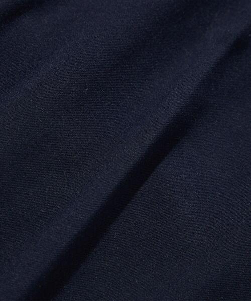 green label relaxing(グリーンレーベルリラクシング)の「【WEB限定】<kinokoさん × GLR or> タック ワイド スラックス(スラックス・メンズ・オフホワイト/ダークブラウン/ネイビー・S/M/L)」の11枚目の写真