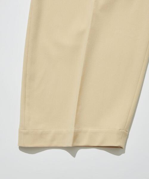 green label relaxing(グリーンレーベルリラクシング)の「【WEB限定】<kinokoさん × GLR or> タック ワイド スラックス(スラックス・メンズ・オフホワイト/ダークブラウン/ネイビー・S/M/L)」の17枚目の写真