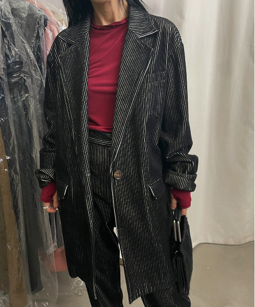 Ameri(アメリ)の「BASIC COMPACT CUT TOPS(Tシャツ/カットソー・レディース・ボルドー/ラベンダー/スミクロ・FREE)」の5枚目の写真
