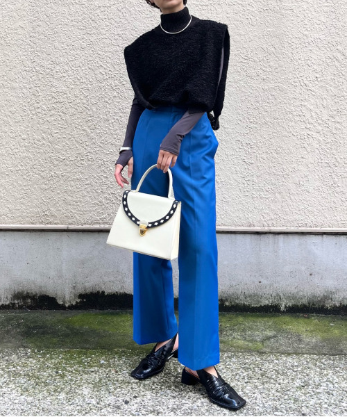 Ameri(アメリ)の「BASIC COMPACT CUT TOPS(Tシャツ/カットソー・レディース・ボルドー/ラベンダー/スミクロ・FREE)」の8枚目の写真