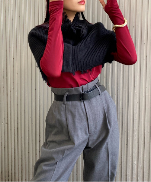 Ameri(アメリ)の「BASIC COMPACT CUT TOPS(Tシャツ/カットソー・レディース・ボルドー/ラベンダー/スミクロ・FREE)」の6枚目の写真