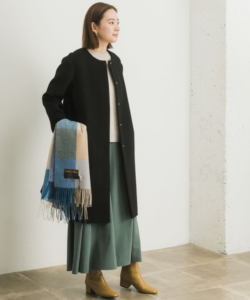 ノーカラービーバーコート