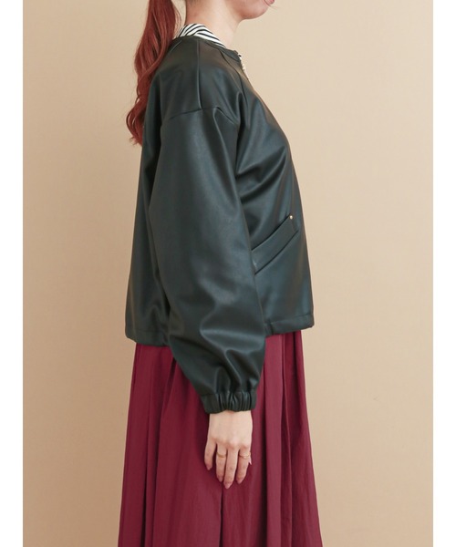 Te chichi（テチチ）の「フェイクレザーノーカラーブルゾン（ブルゾン・レディース・ブラック/グレー・ﾌﾘ-）」の4枚目の写真