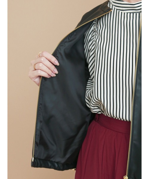 Te chichi（テチチ）の「フェイクレザーノーカラーブルゾン（ブルゾン・レディース・ブラック/グレー・ﾌﾘ-）」の10枚目の写真