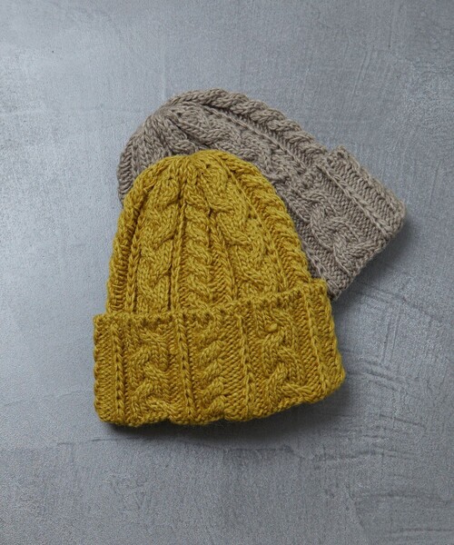 FREAK'S STORE(フリークスストア)の「【WEB限定】ケーブルニット帽子(ニットキャップ/ビーニー・レディース・ブラック/マスタード/ベージュ・ONE SIZE)」の1枚目の写真