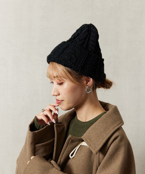 FREAK'S STORE(フリークスストア)の「【WEB限定】ケーブルニット帽子(ニットキャップ/ビーニー・レディース・ブラック/マスタード/ベージュ・ONE SIZE)」の4枚目の写真