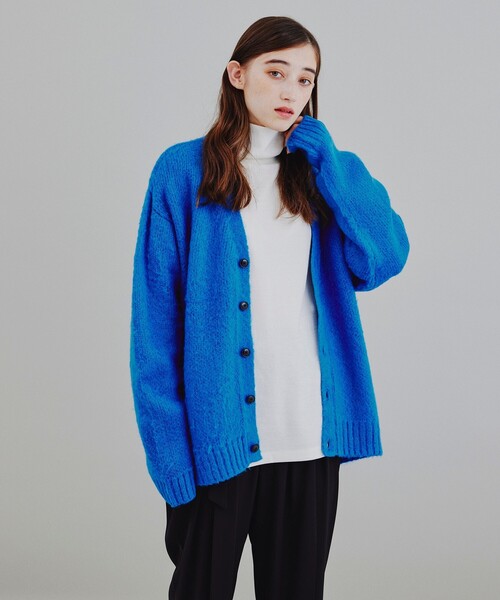 tk.TAKEO KIKUCHI（ティーケータケオキクチ）の「◆シャギーカラーニット アソートカーディガン（カーディガン/ボレロ・レディース・ブラック/イエロー/ブルー/グリーン/ホワイト系3/ブラック系3/ブラック系4/ダークブラウン系3/ダークブラウン系4/ブラウン系1/サックスブルー系1/パープル系/パープル系2/レッド系1・66）」の9枚目の写真