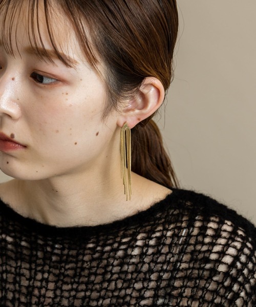 SMELLY（スメリー）の「メタルフリンジピアス（ピアス（両耳用）・レディース・シルバー/ゴールド・-）」の10枚目の写真