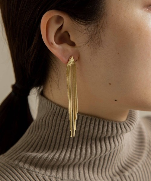 SMELLY（スメリー）の「メタルフリンジピアス（ピアス（両耳用）・レディース・シルバー/ゴールド・-）」の11枚目の写真