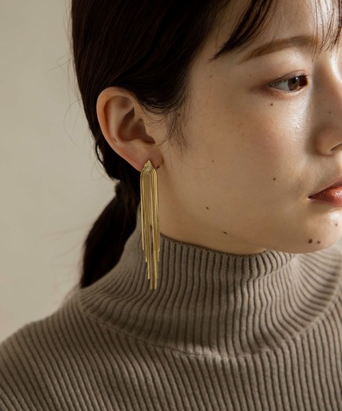 SMELLY（スメリー）の「メタルフリンジピアス（ピアス（両耳用）・レディース・シルバー/ゴールド・-）」の12枚目の写真