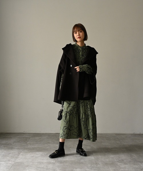 HERENCIA(ヘレンチア)の「フーディ ケープ ダブル コート(ポンチョ・レディース・イエロー/ダークブラウン・MEDIUM)」の21枚目の写真