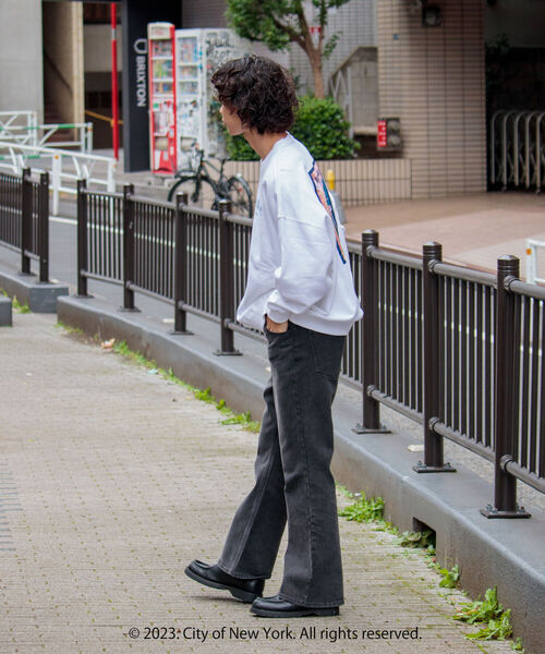 GOOD ROCK SPEED（グッドロックスピード）の「【GOOD ROCK SPEED/グッドロックスピード】別注オーバーサイズ NYC ロゴスウェット（スウェット・メンズ・ホワイト/ネイビー・M/L）」の4枚目の写真