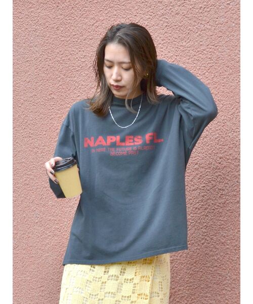 Ungrid(アングリッド)の「ロゴロングスリーブTee(Tシャツ/カットソー・レディース・オフホワイト/チャコールグレー/ブルー・FREE)」の11枚目の写真