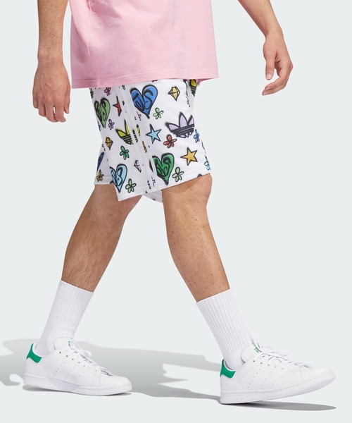 57001 adidas JEREMY SCOTT 花柄 ハーフ パンツ M adidas（アディダス）の「ジェレミー・スコット モノグラム
