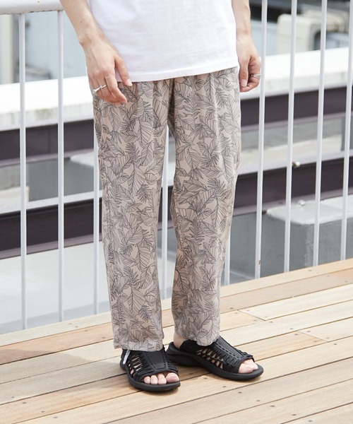 KEEN(キーン)の「【KEEN/キーン】UNEEK SNK SLIDE(サンダル・メンズ・オリーブ/ブラック・8/9)」の3枚目の写真