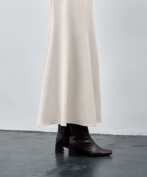 STYLE DELI(スタイルデリ)の「【Made in JAPAN】ロングマーメイドスカート(スカート・レディース・グレー/アイボリー・S1/S2/M2/M1)」の5枚目の写真