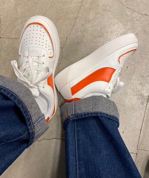 WEGO(ウィゴー)の「WEGO/ベーシックローカットスニーカー(スニーカー・レディース・ブルー系その他/その他1/オレンジ/ホワイト/ブラック・MEDIUM/LARGE)」の1枚目の写真