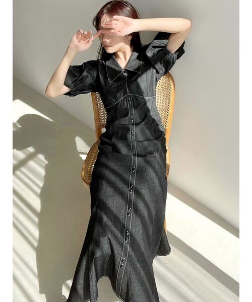 RESEXXY（リゼクシー）の「ギャザーデザインマーメイドワンピース（ワンピース・レディース・ブラック/インディゴブルー/アイボリー・FREE）」の5枚目の写真