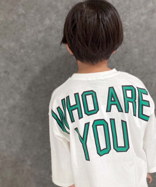 THE CASUAL(カジュアル)の「選べる16カラー 長袖Tシャツ BIGロンT(Tシャツ/カットソー・キッズ・ブラック系1/グレー系1/ネイビー/ベージュ/チャコール/ダークグリーン系1/杢グレー/ダークグリーン/オフホワイト/ホワイト系3/ブラック系2/ベージュ系1/スカイブルー/ブラック/ホワイト系1/ホワイト系2・110cm/120cm/130cm/140cm/150cm/160cm)」の5枚目の写真