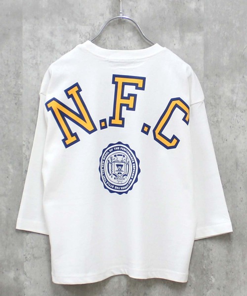 THE CASUAL(カジュアル)の「選べる16カラー 長袖Tシャツ BIGロンT(Tシャツ/カットソー・キッズ・ブラック系1/グレー系1/ネイビー/ベージュ/チャコール/ダークグリーン系1/杢グレー/ダークグリーン/オフホワイト/ホワイト系3/ブラック系2/ベージュ系1/スカイブルー/ブラック/ホワイト系1/ホワイト系2・110cm/120cm/130cm/140cm/150cm/160cm)」の20枚目の写真