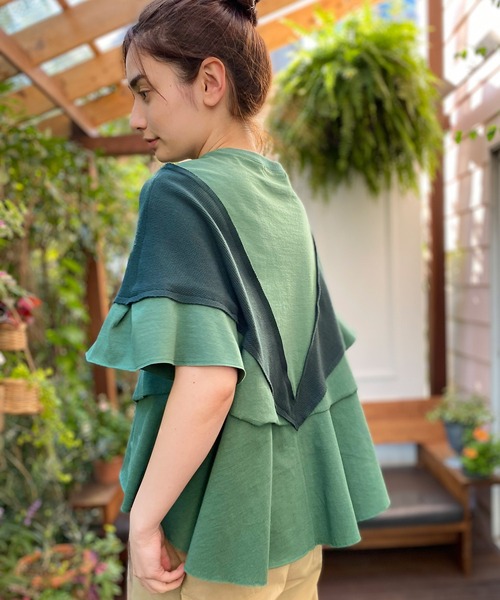 AVIE（アビィ）の「カッティングフレアTee（Tシャツ/カットソー・レディース・ブラック/カーキ・38）」の4枚目の写真