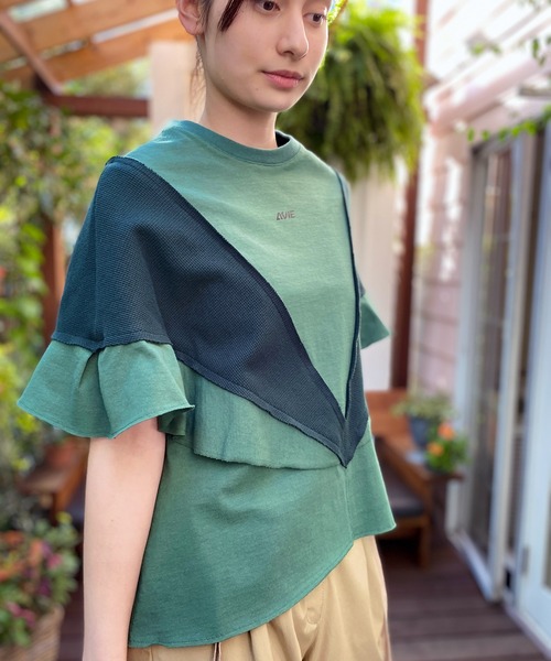 AVIE（アビィ）の「カッティングフレアTee（Tシャツ/カットソー・レディース・ブラック/カーキ・38）」の16枚目の写真