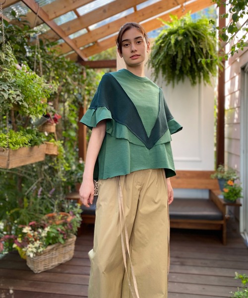 AVIE（アビィ）の「カッティングフレアTee（Tシャツ/カットソー・レディース・ブラック/カーキ・38）」の10枚目の写真